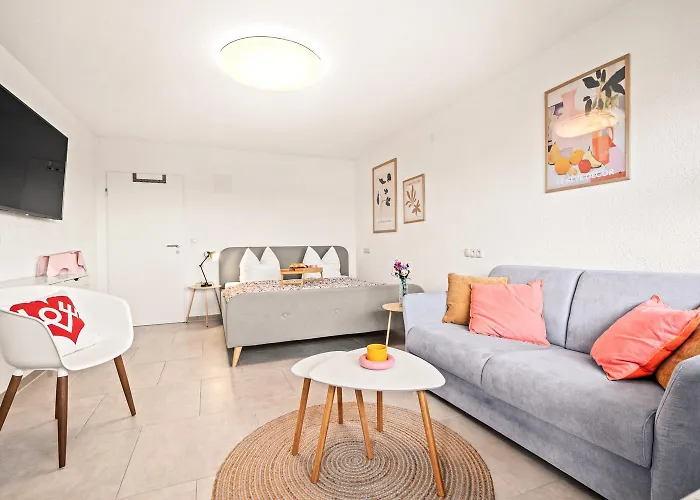 Panoramablick - See- Und Bergsicht - Haustierfreundlich